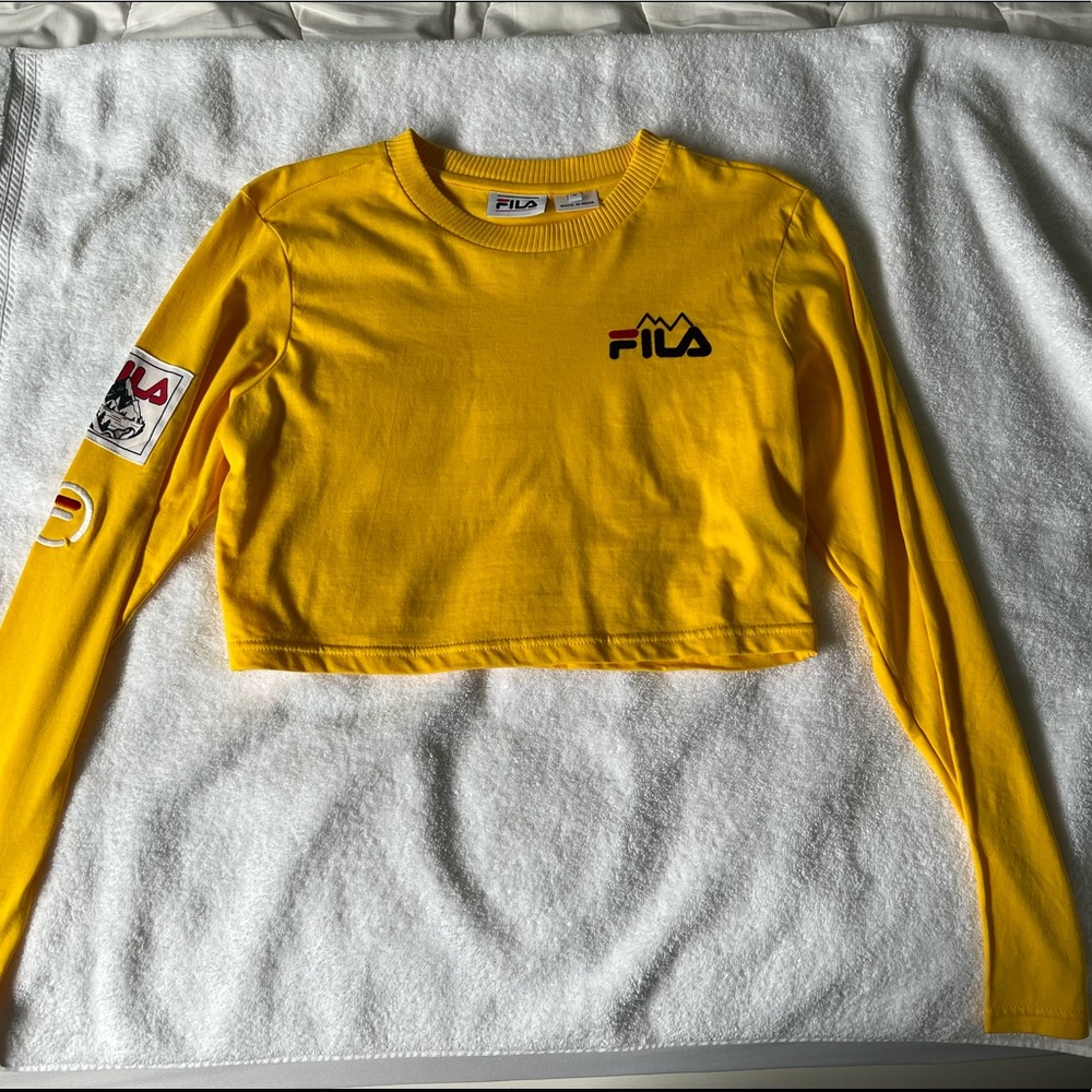 UO FILA crop shirt